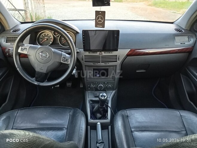 Opel Astra-4