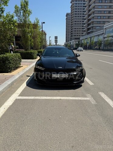 Kia K5-1