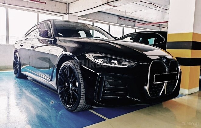 BMW i4-1