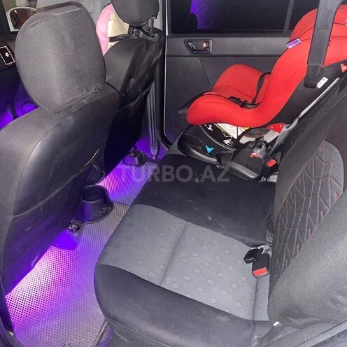 Hyundai Getz-15