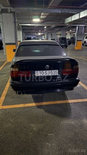 BMW 525-2