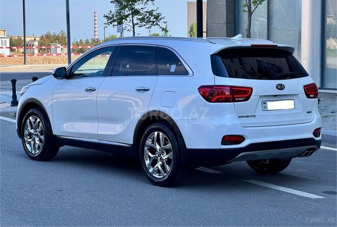 Kia Sorento-7