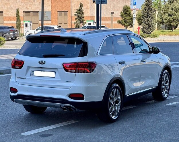 Kia Sorento-8