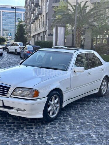 Mercedes C 200-2