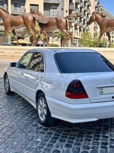 Mercedes C 200-5