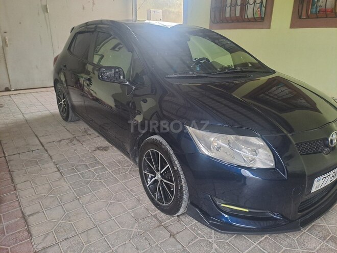 Toyota Auris-5