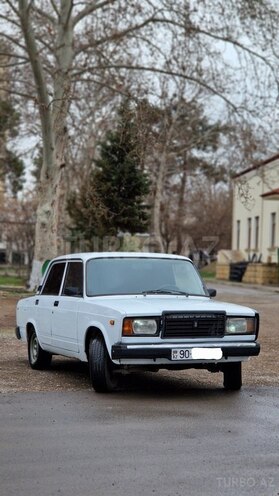 LADA (VAZ) 2107-1