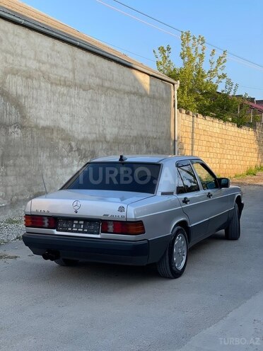 Mercedes 190-3