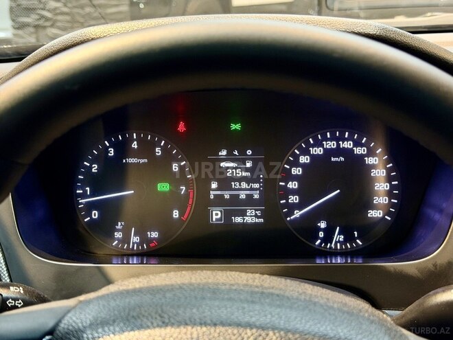Hyundai Sonata-3
