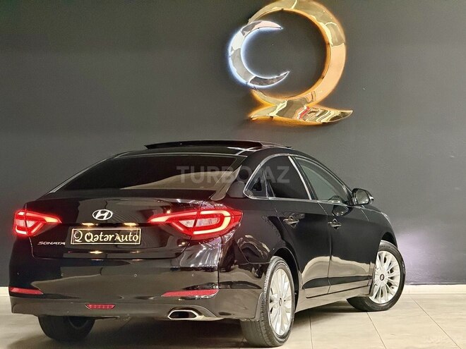 Hyundai Sonata-6