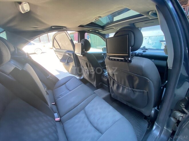 Mercedes C 200-10