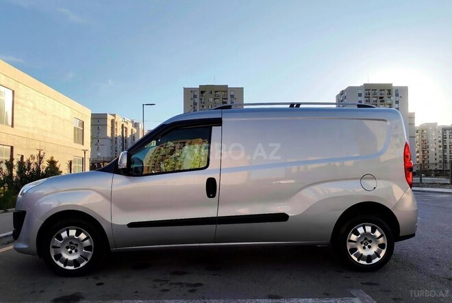 Fiat Doblo-17