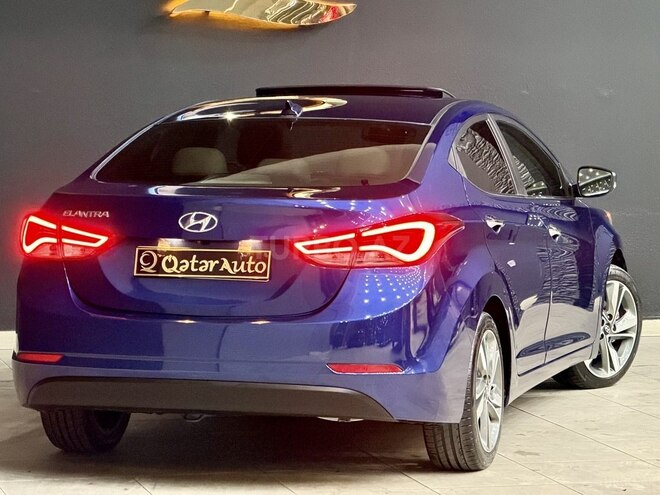 Hyundai Elantra-20