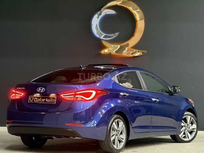 Hyundai Elantra-19