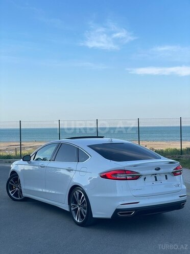 Ford Fusion (North America)-3