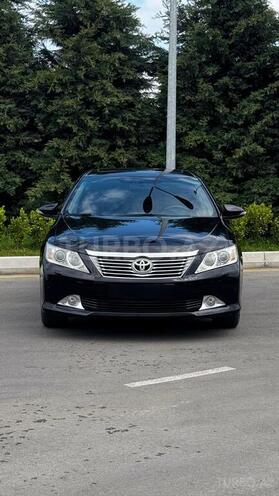 Toyota Camry-1