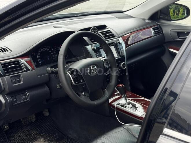 Toyota Camry-10