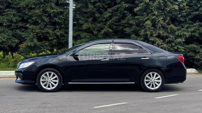 Toyota Camry-6
