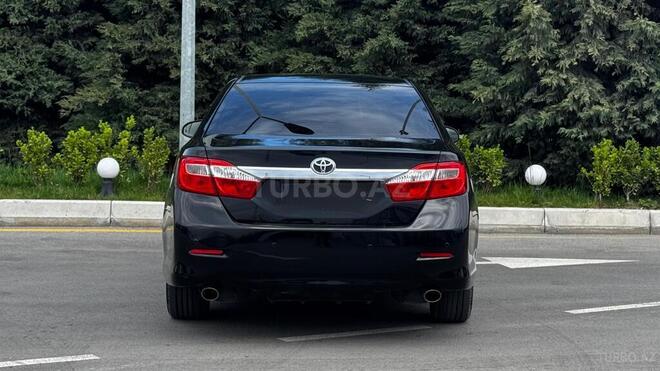 Toyota Camry-2