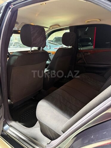 Mercedes E 200-14