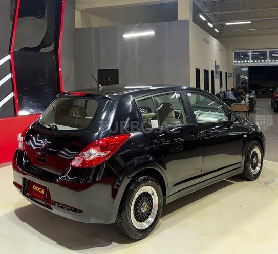 Nissan Tiida-8