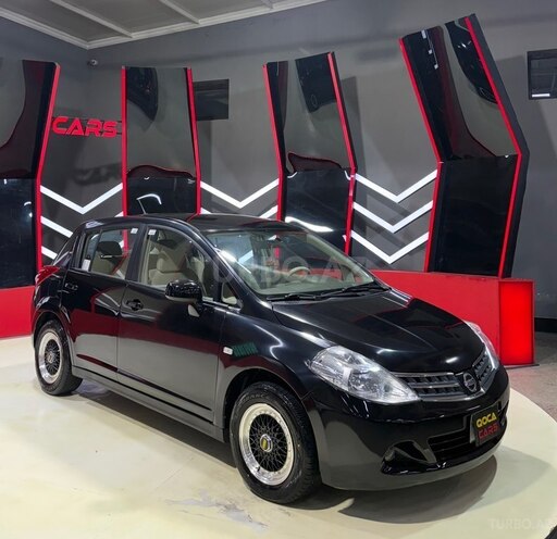 Nissan Tiida-2