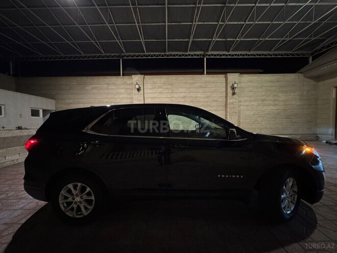 Chevrolet Equinox-21