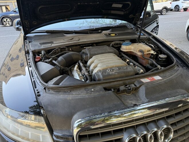 Audi A6-8