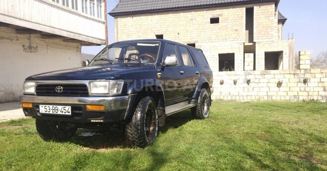 Toyota Hilux Surf-3
