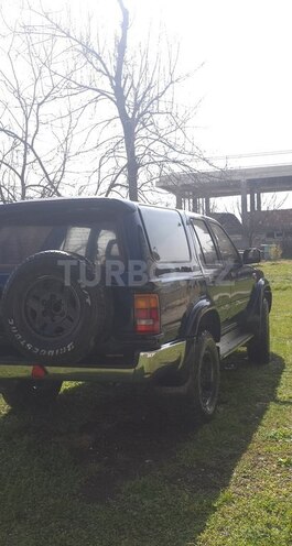 Toyota Hilux Surf-4
