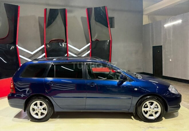 Toyota Corolla-4