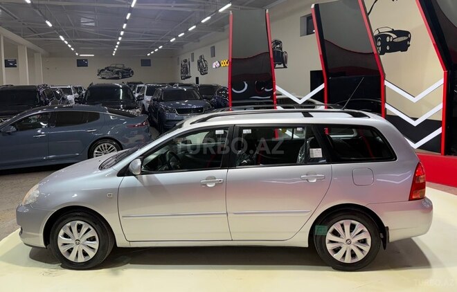 Toyota Corolla-6