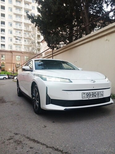 Changan Qiyuan A05-6