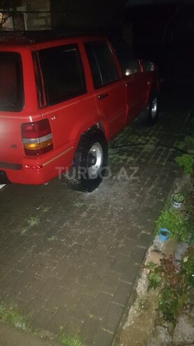 Jeep Grand Cherokee-3