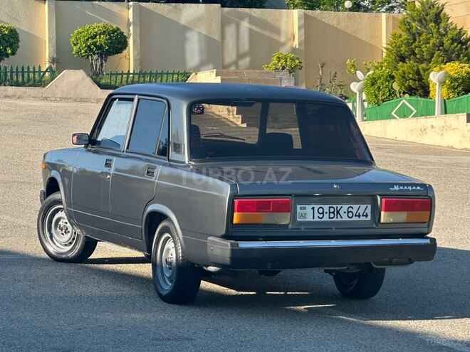 LADA (VAZ) 2107-5