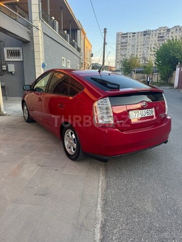 Toyota Prius-5