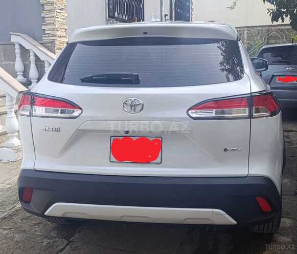 Toyota Corolla Cross-8