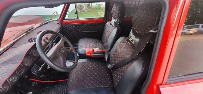 LADA (VAZ) 21013-16
