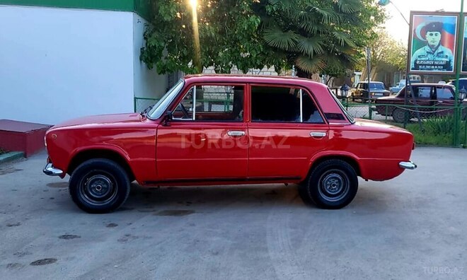 LADA (VAZ) 21013-12