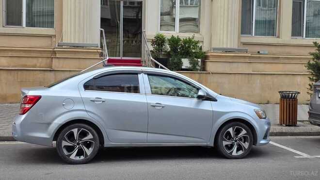 Chevrolet Sonic-4