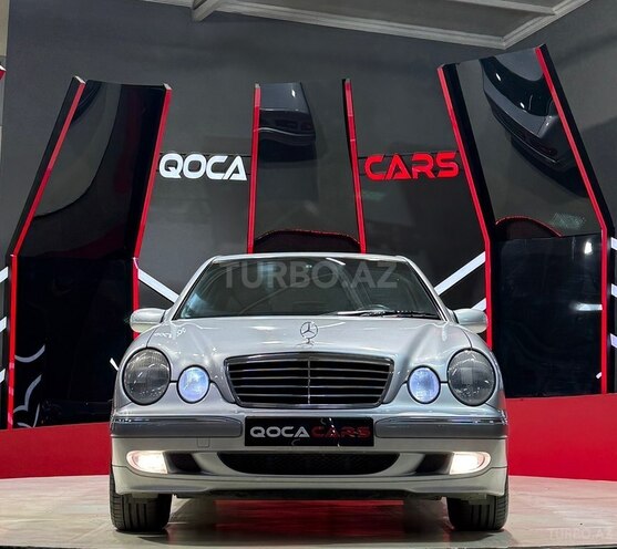 Mercedes E 240-5