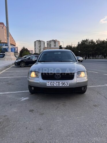 Volkswagen Passat-4