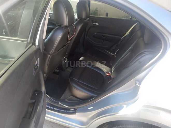 Chevrolet Sonic-6
