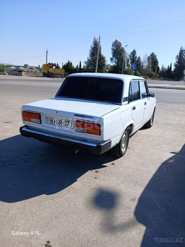 LADA (VAZ) 2107-2