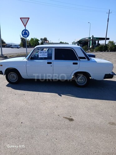 LADA (VAZ) 2107-4