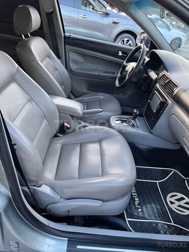 Volkswagen Passat-13