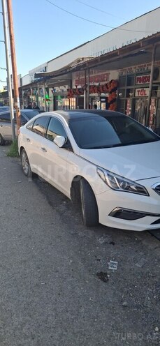 Hyundai Sonata-3