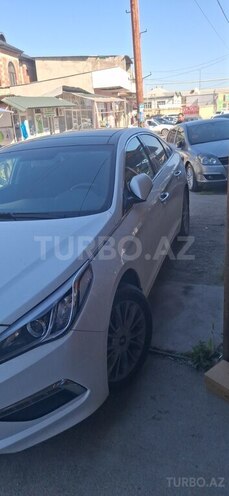 Hyundai Sonata-4