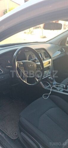 Hyundai Sonata-7