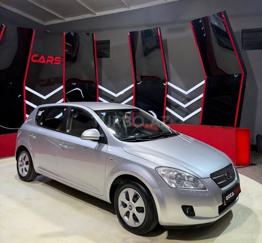 Kia Ceed-1